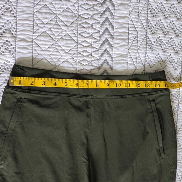 Athleta Brooklyn Mid Rise Ankle Pant Forest 8T EUC - Picture 3 of 7